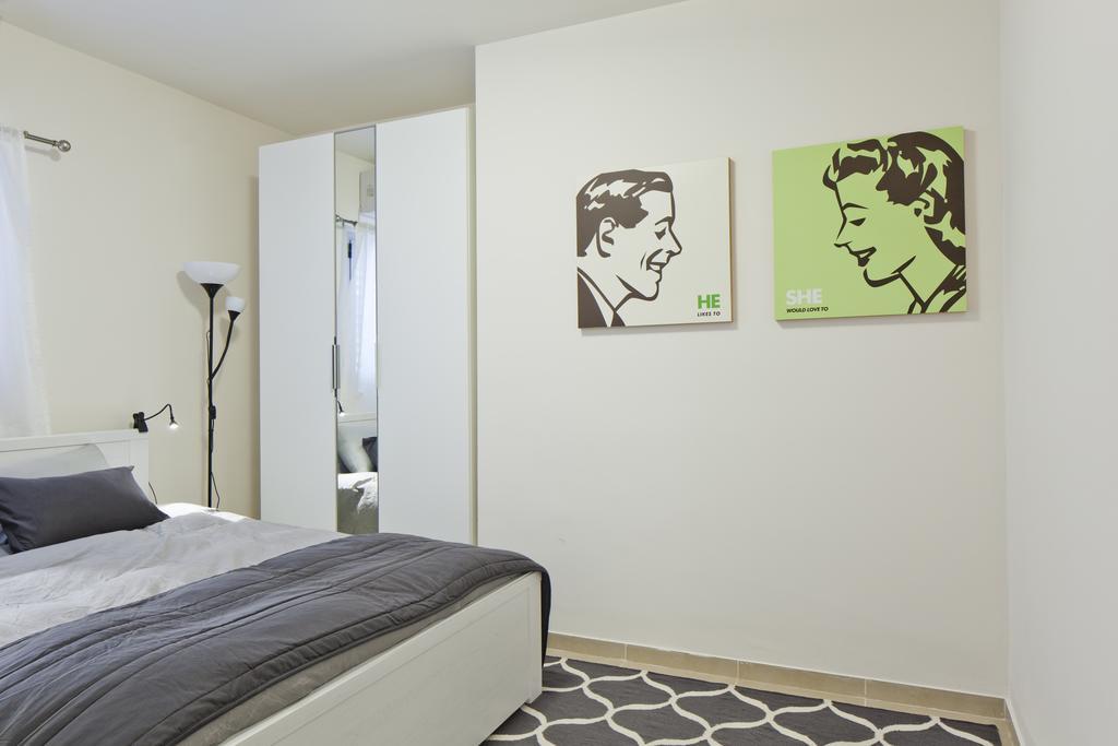 Tlv Suites By The Sea - 2 Rooms Tel Aviv Buitenkant foto