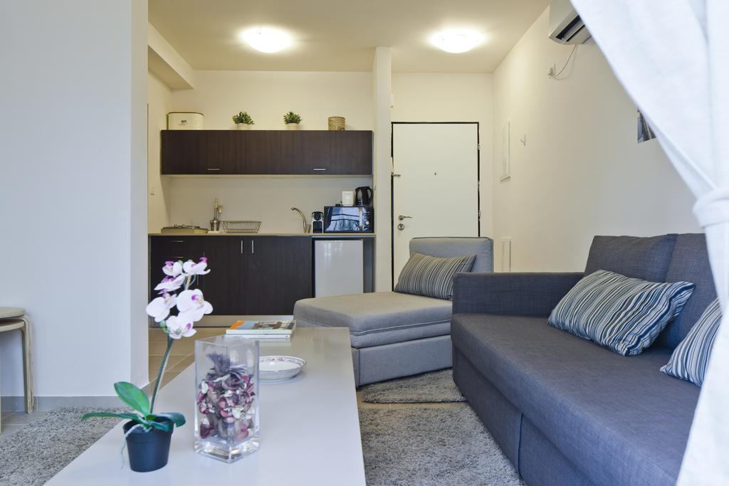 Tlv Suites By The Sea - 2 Rooms Tel Aviv Buitenkant foto